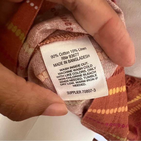 A.n.a sleeveless tank Size Large - Picture 7 of 10